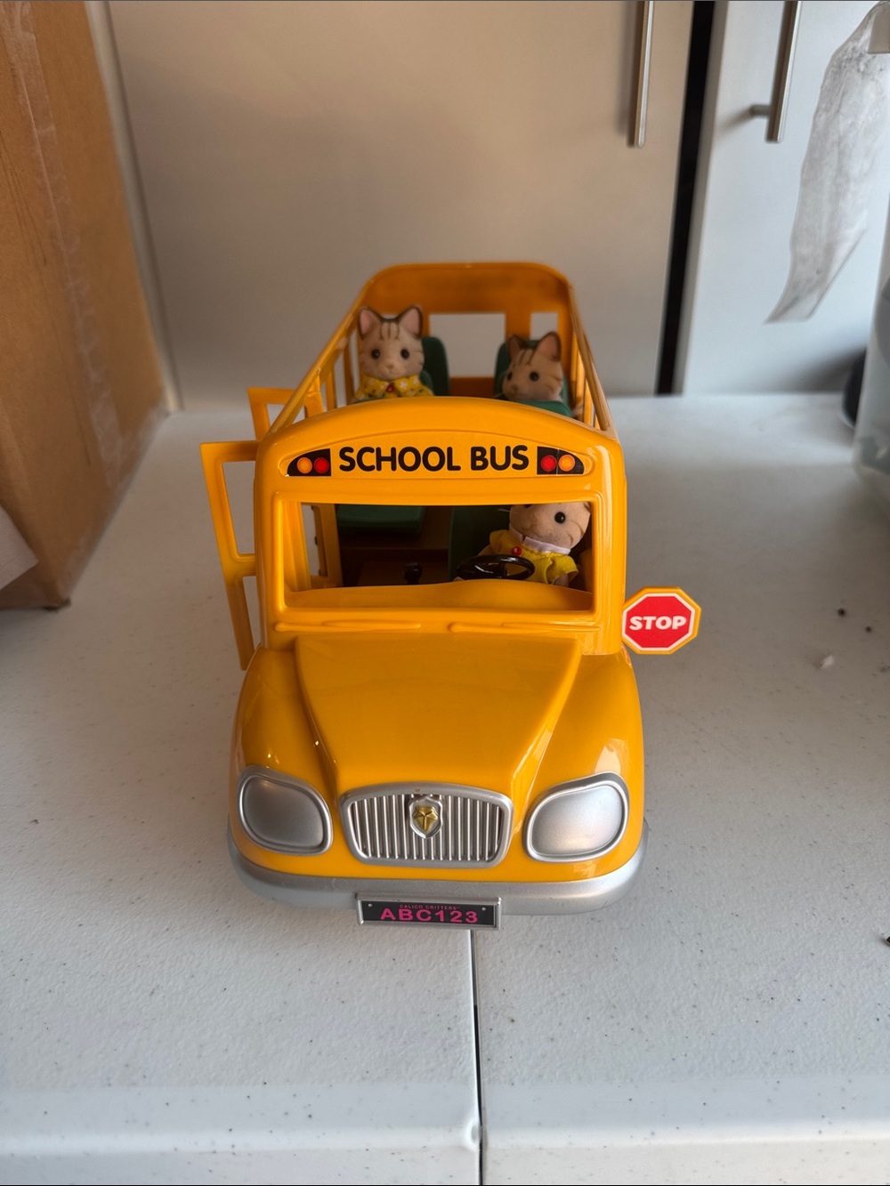Calico Critters School Bus - Picture 4 of 7